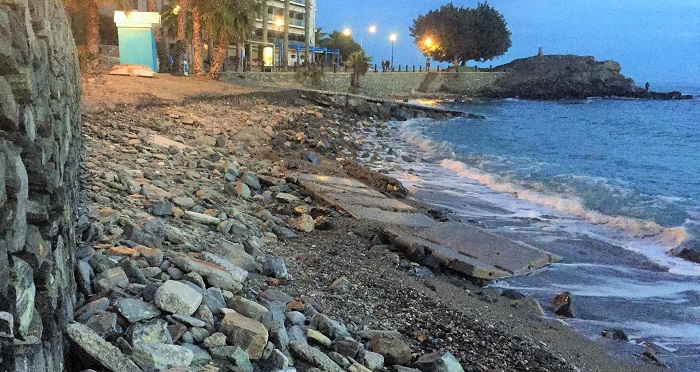LA DESAPARICIN DE LA PLAYA DE COTOBRO DEJA EN EVIDENCIA AL PP.