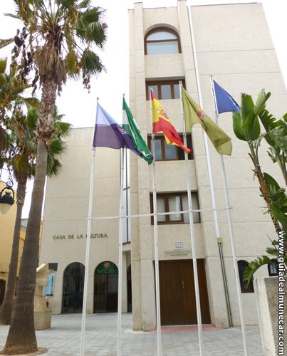 Pondremos a disposicin de los grupos culturales los equipos de luz y sonido sin coste alguno, indican los andalucistas.